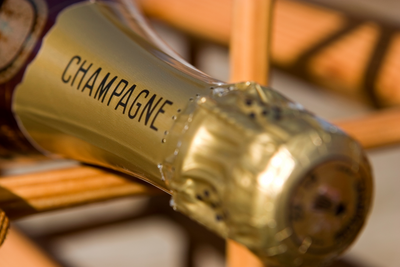 Waarom is Champagne zo duur?